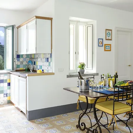 乔凡娜瑞加纳酒店