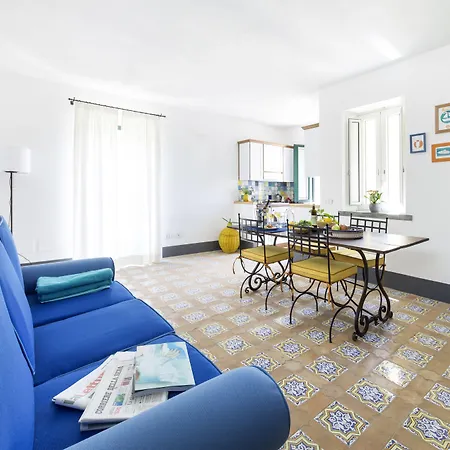 乔凡娜瑞加纳酒店 4*