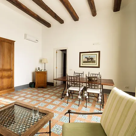 乔凡娜瑞加纳酒店 4*