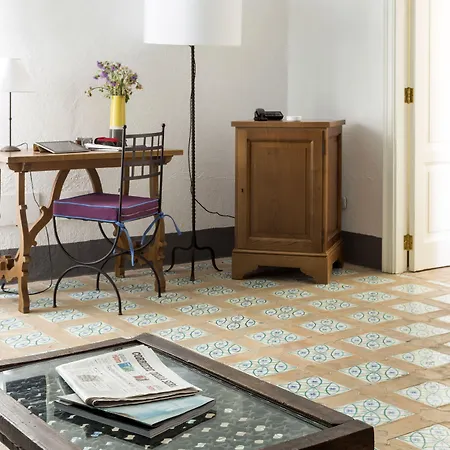 乔凡娜瑞加纳酒店 4* 索伦托