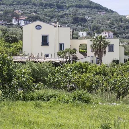 乔凡娜瑞加纳酒店